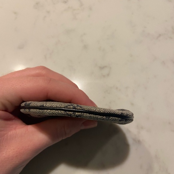 Authentic Louis Vuitton Round Coin Purse - Picture 5 of 8